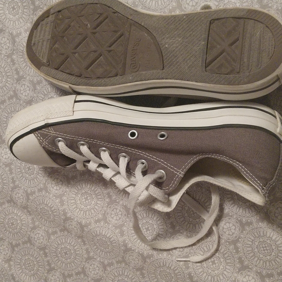Gray Converse All Star sz 8W 6 M - Picture 5 of 7